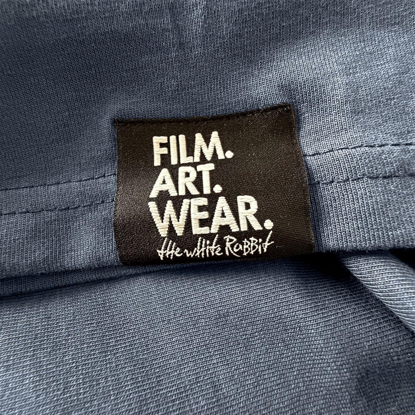 FILM.ART.WEAR. Unisex-Shirts Organic T-Shirt BAKERSTREET