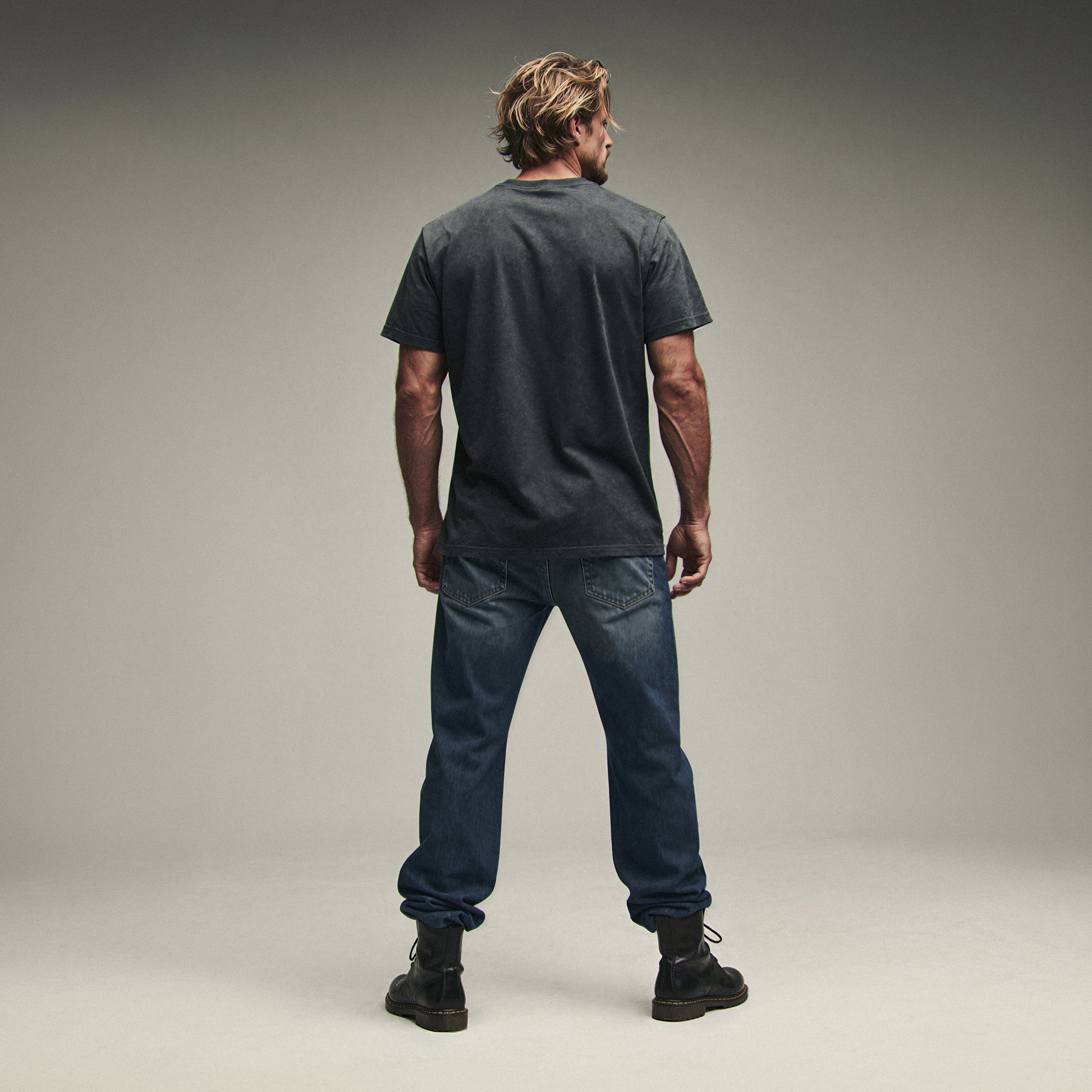 BAKER STREET Tee Premium Cinematic Streetwear FILM.ART.WEAR. Designed in Hamburg