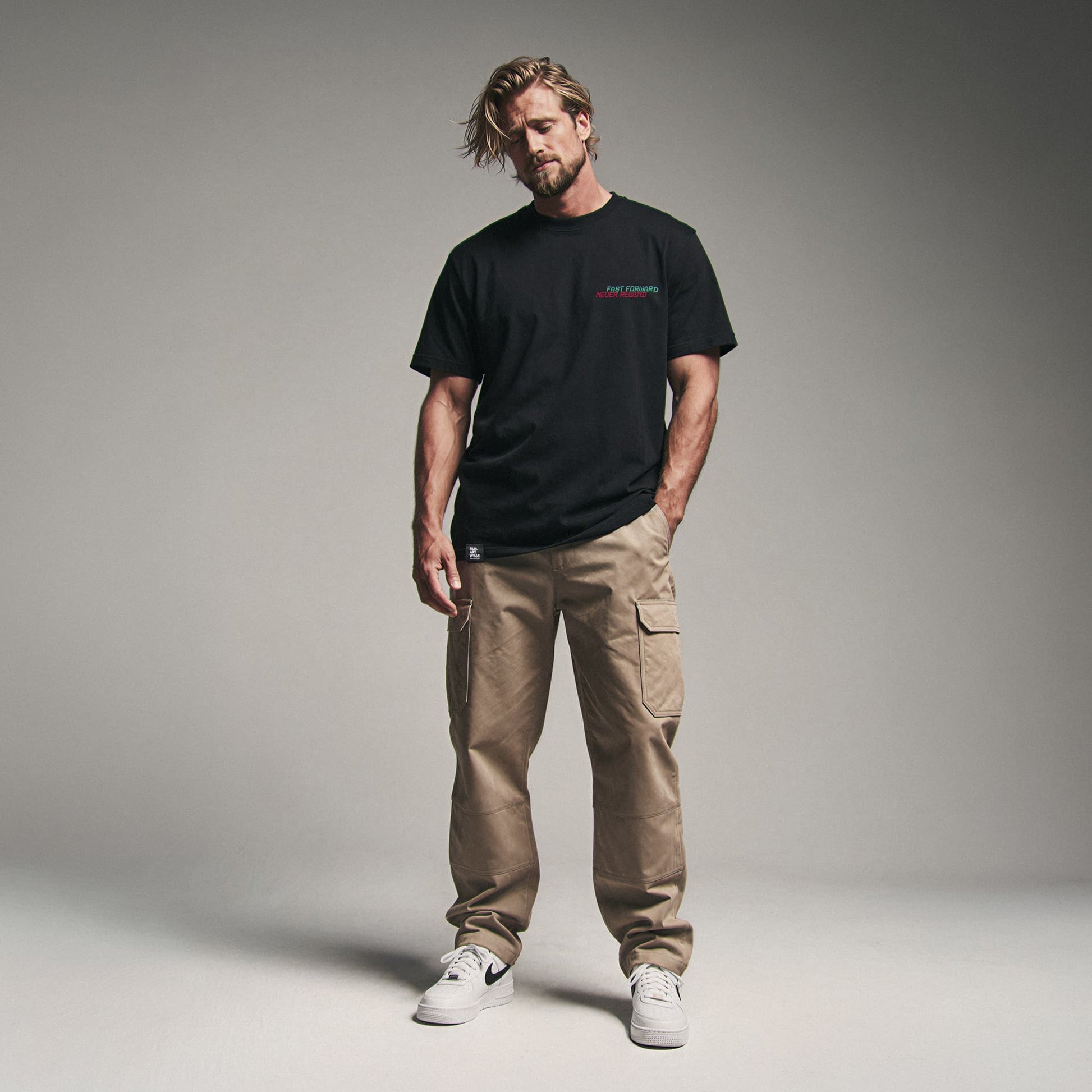 FAST FORWARD NEVER REWIND TEE Premium Cinematic Streetwear FILM.ART.WEAR. Designed in Hamburg