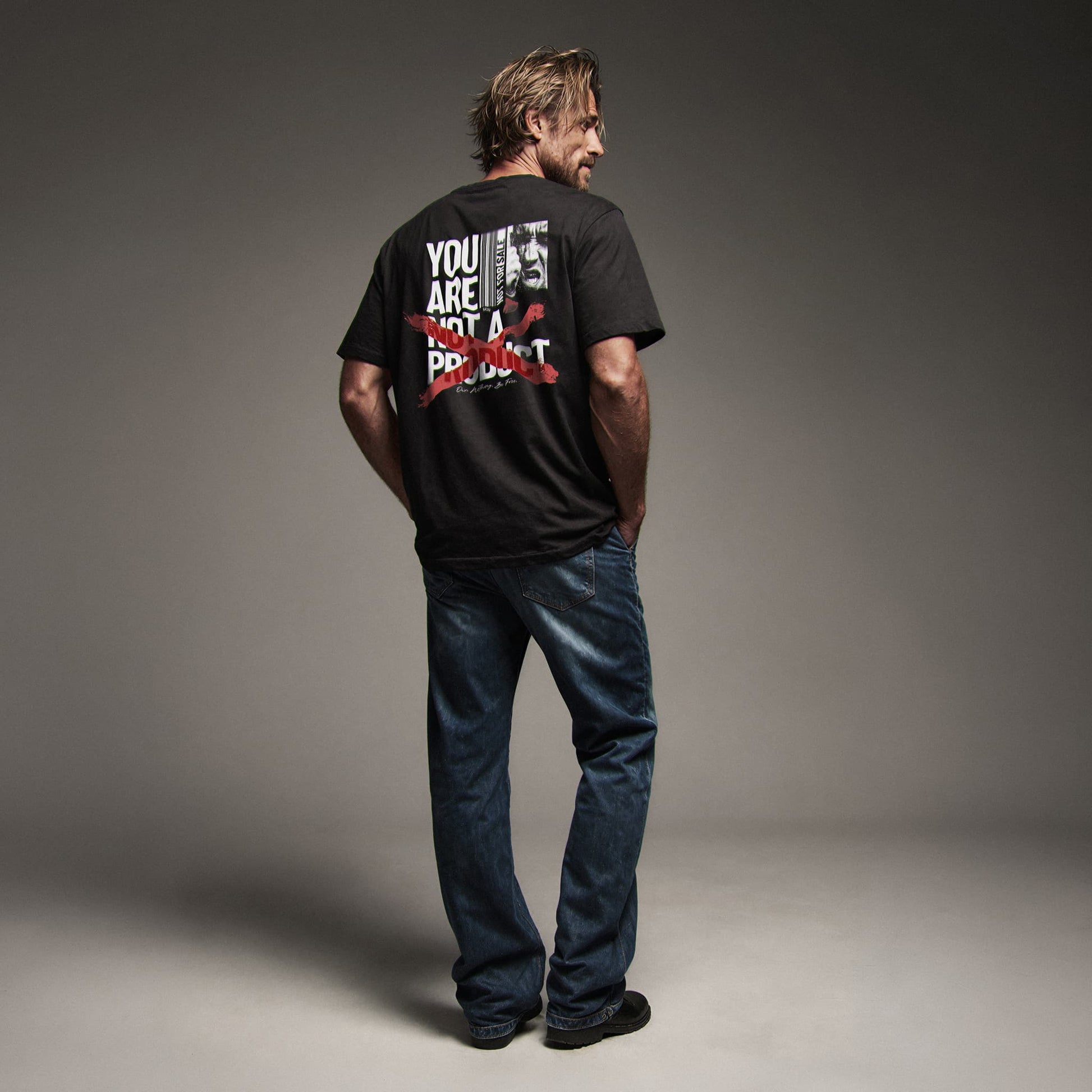 NOT A PRODUCT Tee Premium Cinematic Streetwear FILM.ART.WEAR. Designed in Hamburg