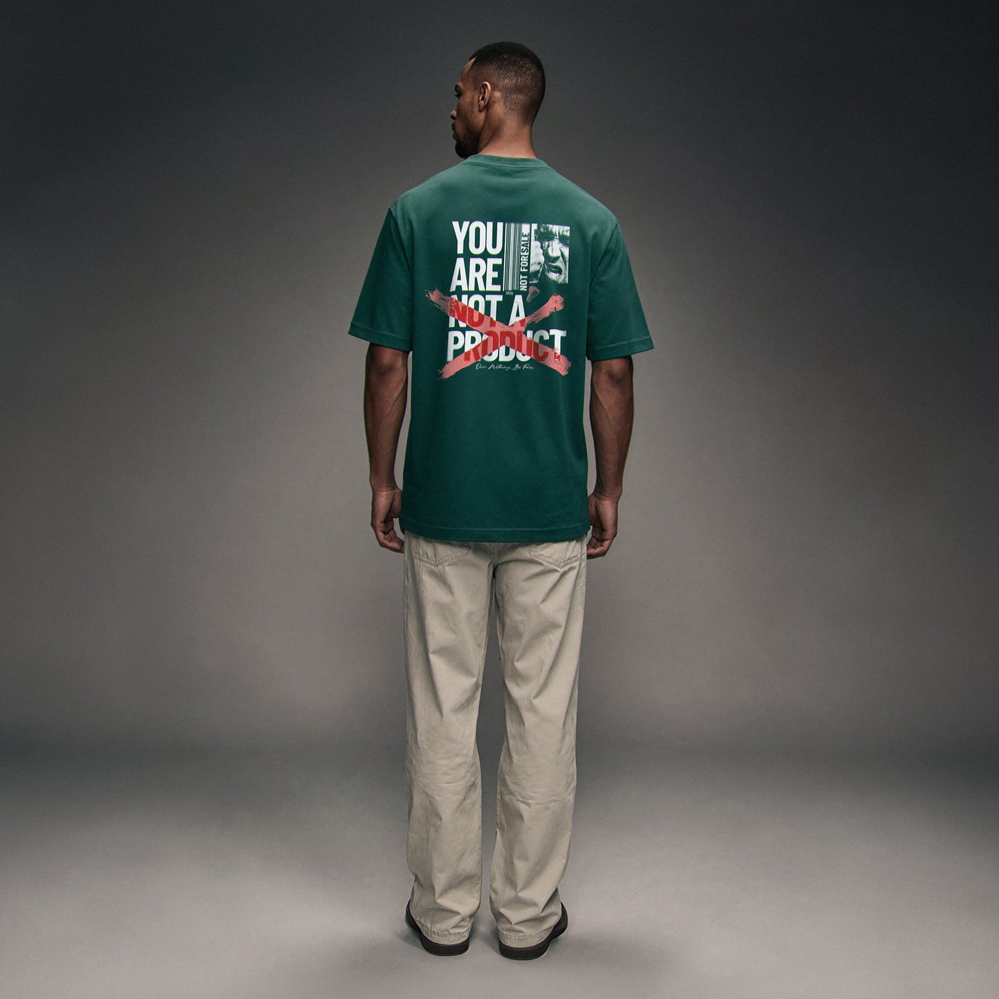 NOT A PRODUCT Tee Premium Cinematic Streetwear FILM.ART.WEAR. Designed in Hamburg