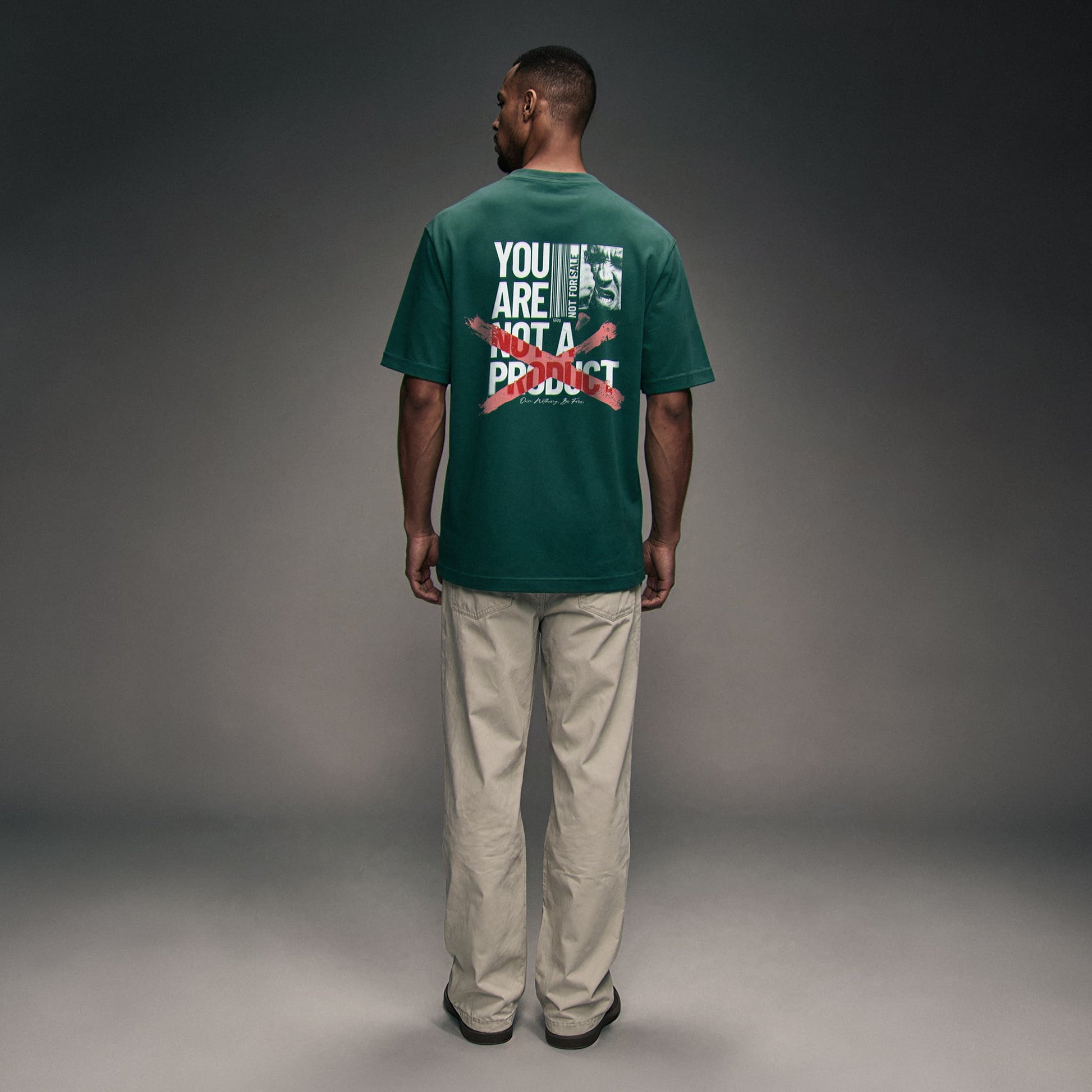 NOT A PRODUCT Tee Premium Cinematic Streetwear FILM.ART.WEAR. Designed in Hamburg