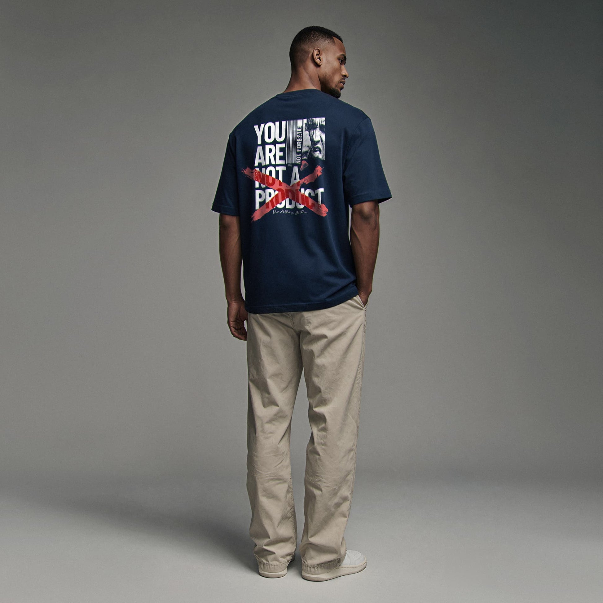 NOT A PRODUCT Tee Premium Cinematic Streetwear FILM.ART.WEAR. Designed in Hamburg