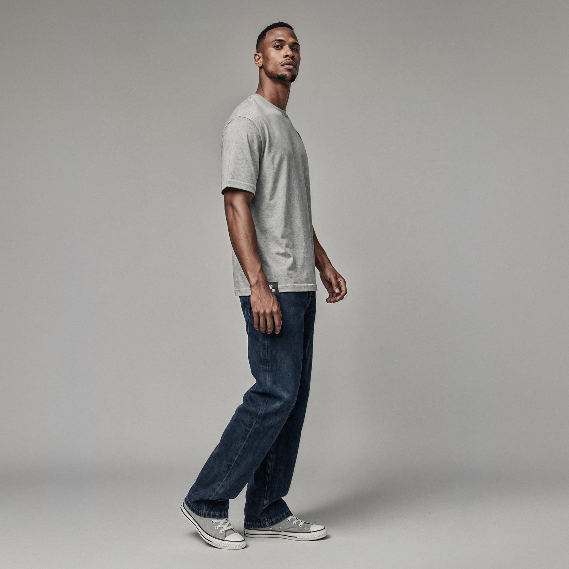 TAPED & LOADED Tee Premium Cinematic Streetwear FILM.ART.WEAR. Designed in Hamburg