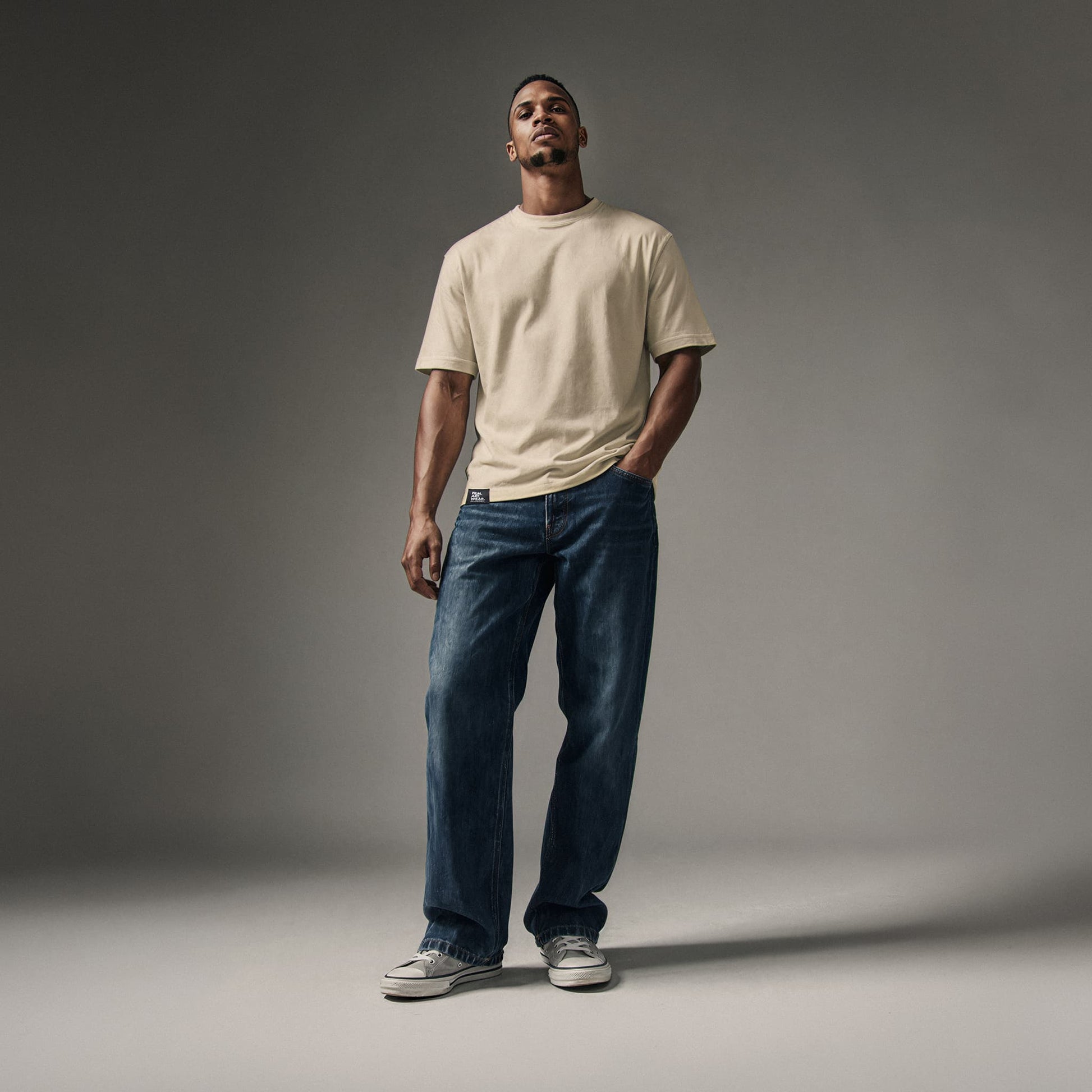 TAPED & LOADED Tee Premium Cinematic Streetwear FILM.ART.WEAR. Designed in Hamburg