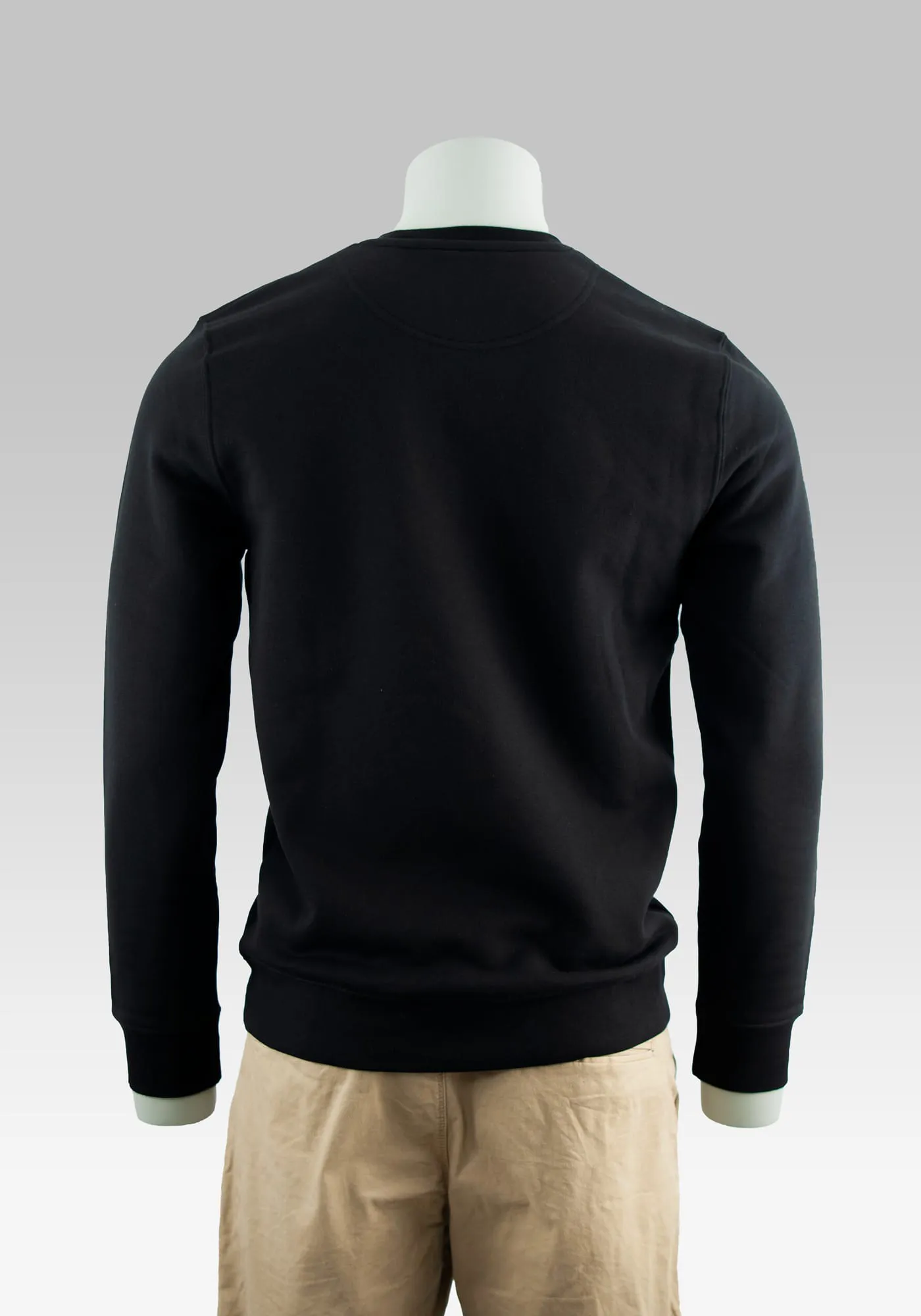 Comic Sweater Hitman auf der Hollowpuppe in Farbe schwarz in Rückansicht